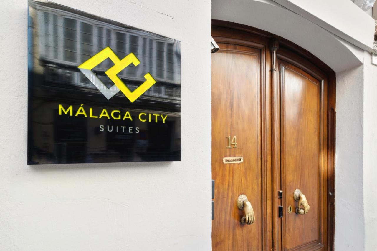 Malaga City Suites Exterior photo